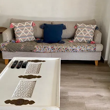 别墅 Zen - Beautiful Private Pool-heating Option, Hot Tub, Beautiful Garden