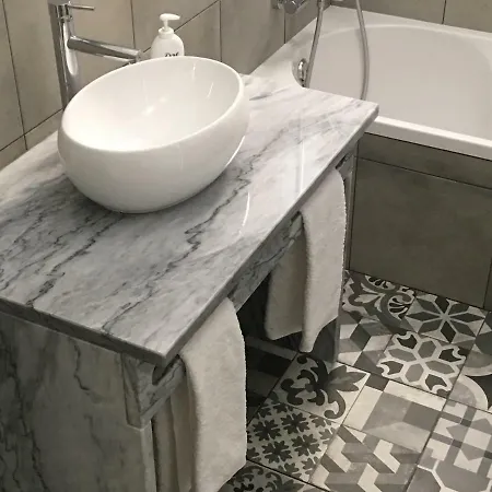 Zen - Beautiful Private Pool-heating Option, Hot Tub, Beautiful Garden 阿尔布费拉