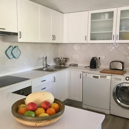 Villa Zen - Beautiful Private Pool-heating Option, Hot Tub, Beautiful Garden