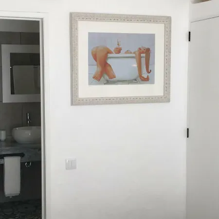 Villa Zen - Beautiful Private Pool-heating Option, Hot Tub, Beautiful Garden