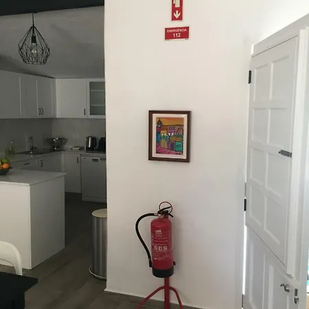 Villa Zen - Beautiful Private Pool-heating Option, Hot Tub, Beautiful Garden