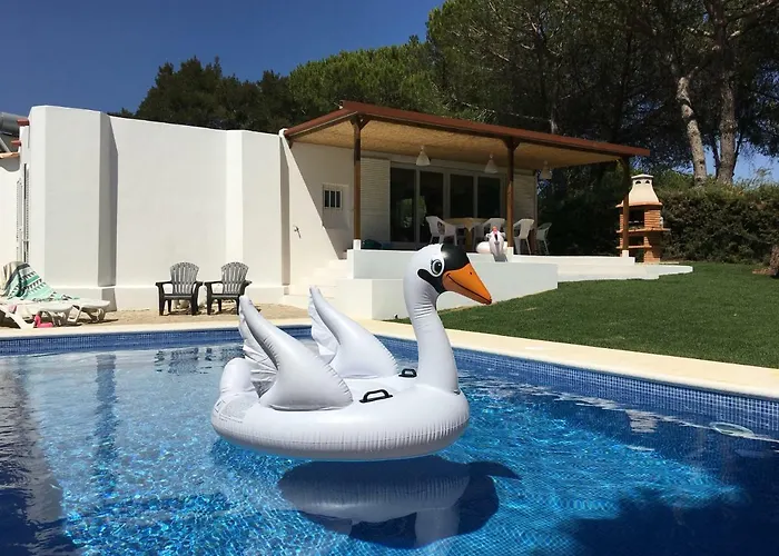 Zen - Beautiful Private Pool-heating Option, Hot Tub, Beautiful Garden Вілла