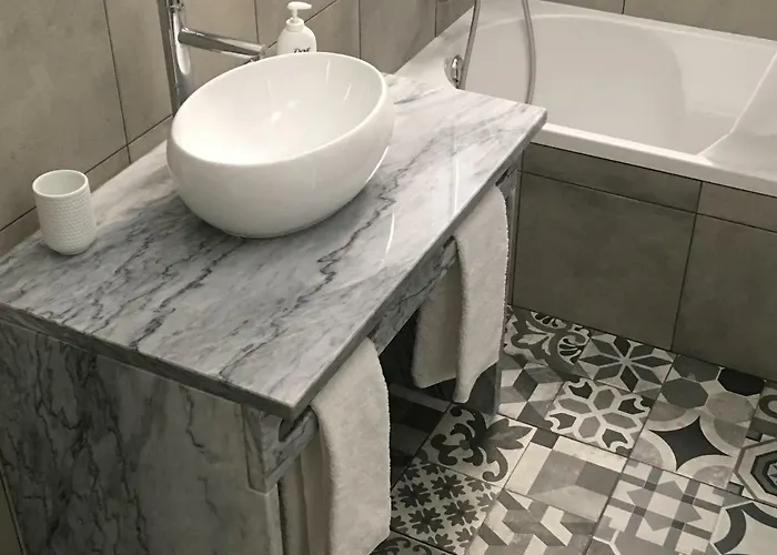 Zen - Beautiful Private Pool-heating Option, Hot Tub, Beautiful Garden Албуфейра