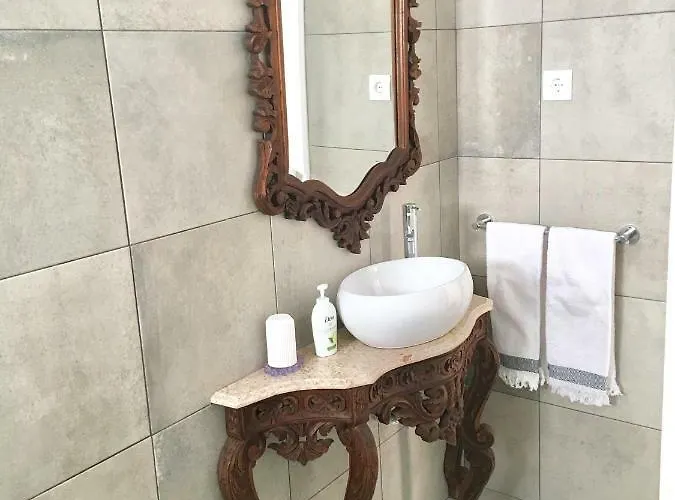 Zen - Beautiful Private Pool-heating Option, Hot Tub, Beautiful Garden Албуфейра