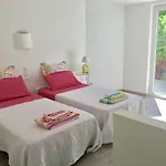 Zen - Beautiful Private Pool-heating Option, Hot Tub, Beautiful Garden فيلة البوفيرا