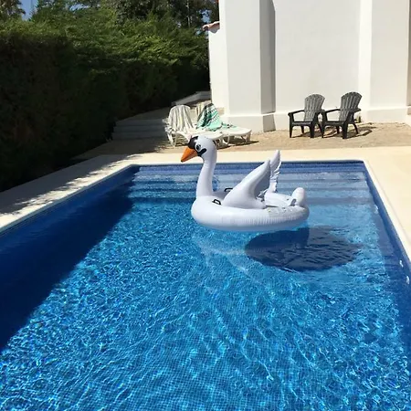 ヴィラ Zen - Beautiful Private Pool-heating Option, Hot Tub, Beautiful Garden アルブフェイラ